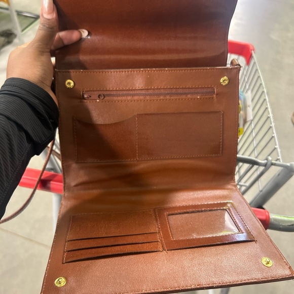Moda Italia Brown Leather Crossbody Bag - Picture 2 of 5